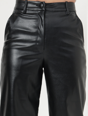 AUTHORITY LEATHER SET