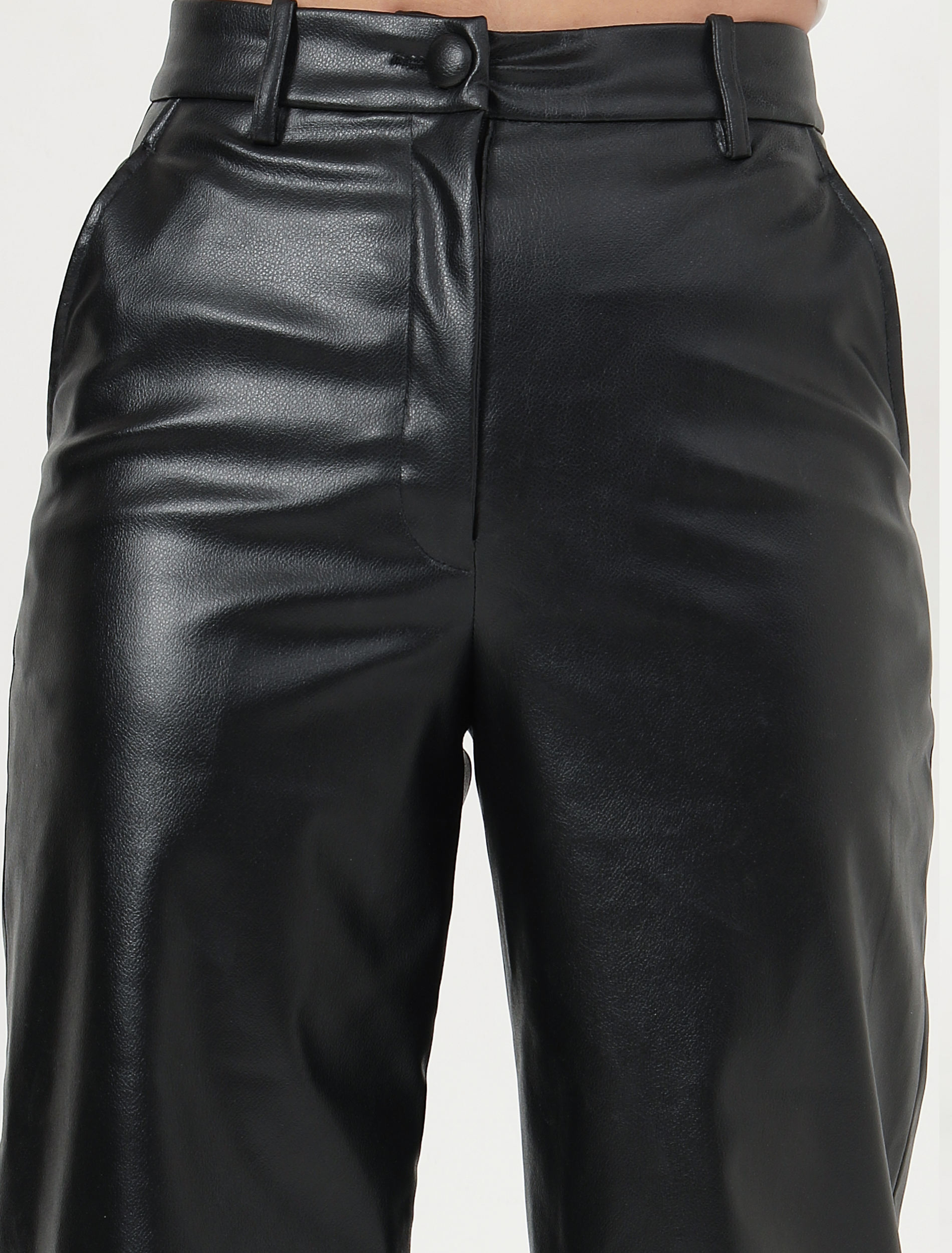 AUTHORITY LEATHER SET