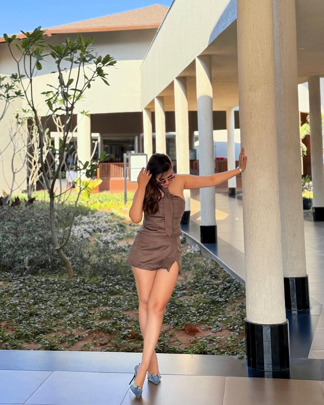ELLA_SET_UPASANA.jpg