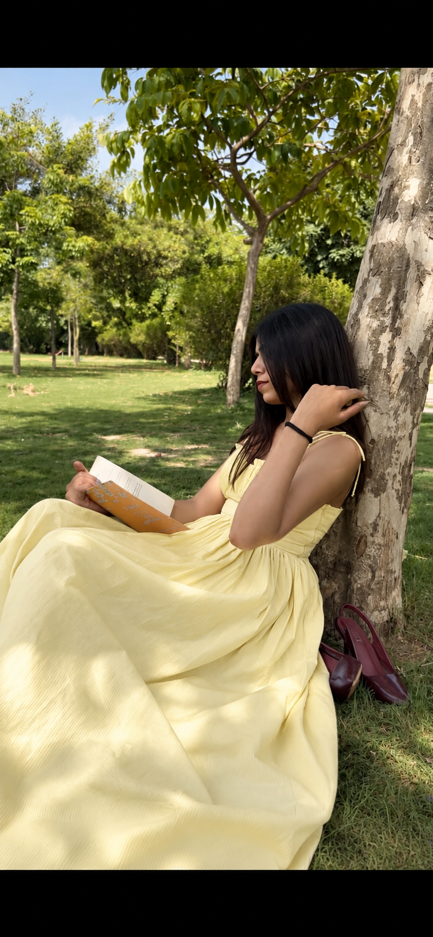 ELARA MAXI DRESS - butter yellow
