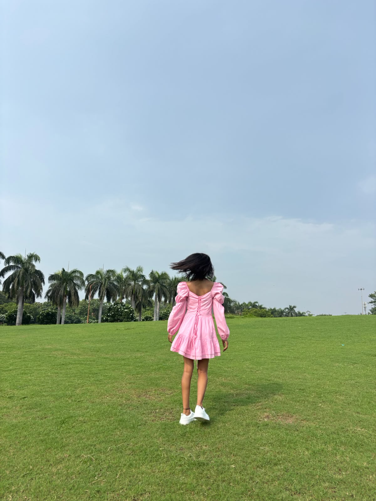 PINK TIERED MINI DRESS WITH PUFF SLEEVES